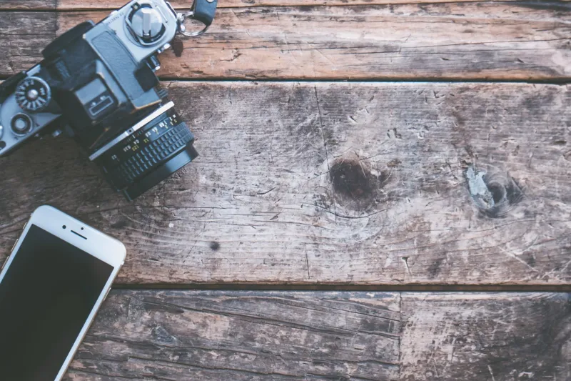 Your Smartphone Just Outsmarted Your DSLR — Here's the AI Magic Making It Happen