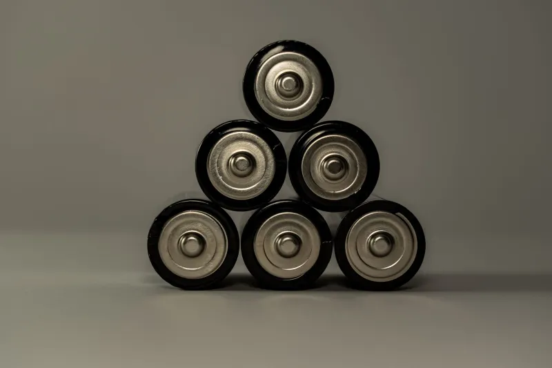 Charged Up and Weird: The Next-Gen Battery Tech That's About to Flip Your Gadget Life Upside Down